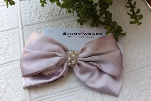 Misty Rose Pink Pearl Bow Clip